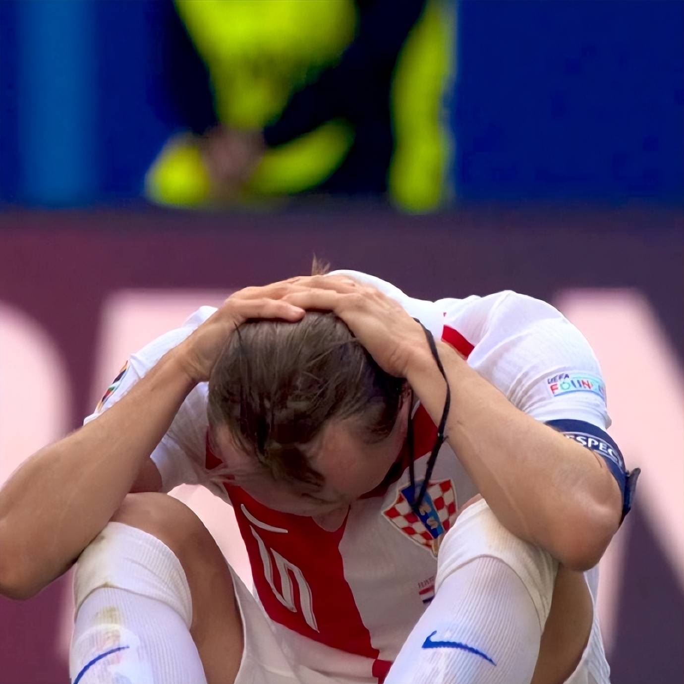 lol补丁下载-清晨本菲卡止住颓势——德国杯节点到来，悬念犹存，纪律约束更严格(止住颓势后上扬成语)