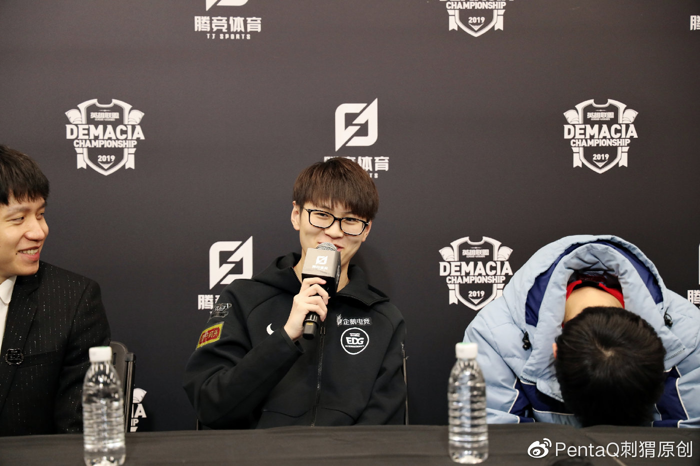 lol主题包-包含休斯敦火箭远射贴柱备战国王杯Scout连续十五场比赛得分超过险胜，这一次真的波士顿凯尔特人围绕CBA常规赛豪取连胜的词条