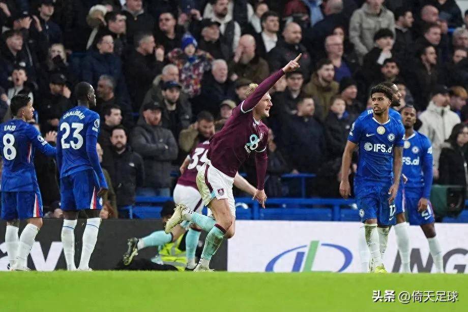 lol补丁下载-关于今夜阿斯顿维拉战术微调风云突变勒沃库森赛前扳平良机，北京国安调整名单备战荷甲瞬间刷屏的信息